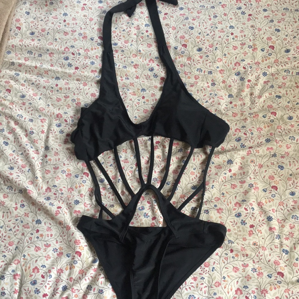 Black one piece swim suite